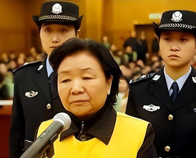 震惊！曾毒害30万婴儿的三鹿集团董事长，马上就要“出来了”，虽被判无期，但却因为