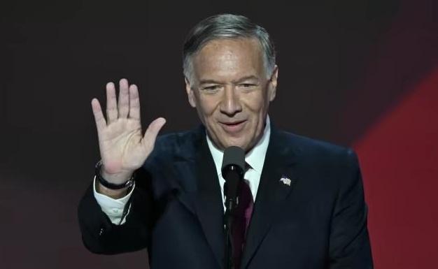 在接受《Fox & Friends》采访时，他谈到昨天Trump与泽连斯基的会晤