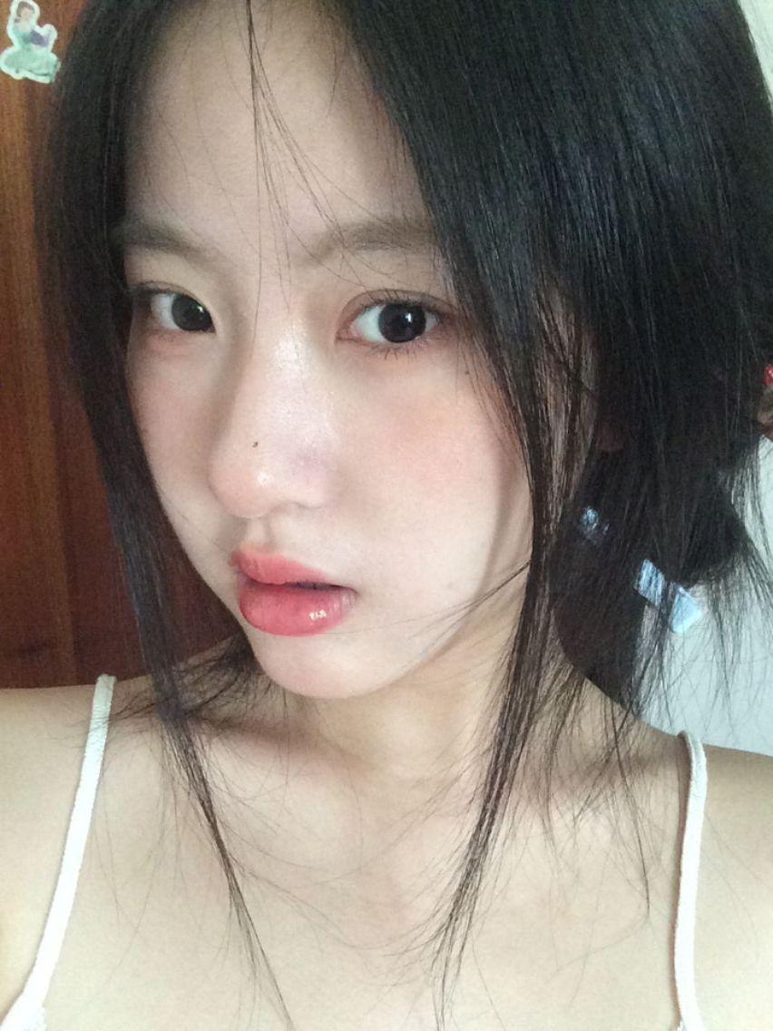 尝尝一颗东洋乌梅。