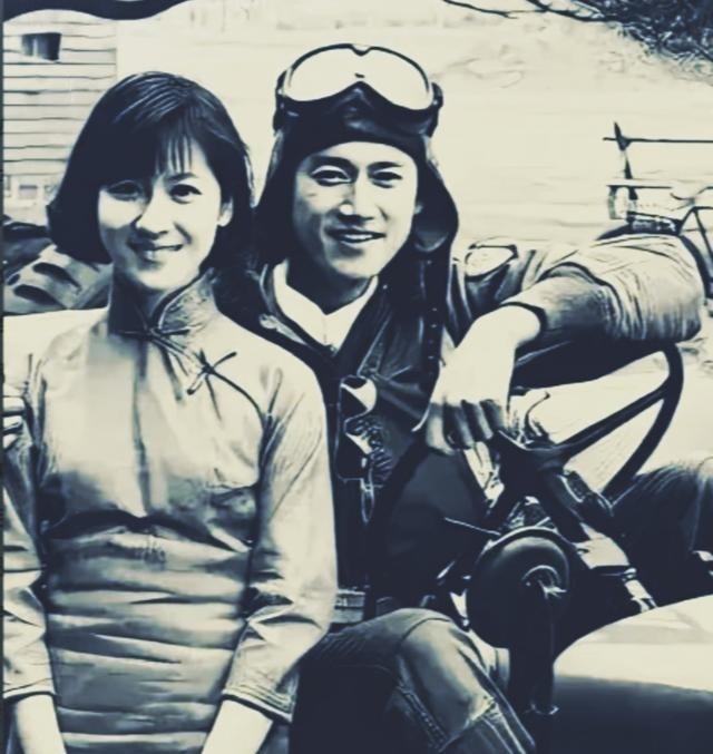 1938年，陈怀民击落了一架敌机后，被另外5架敌机包围，见突围无望，他撞向日本战