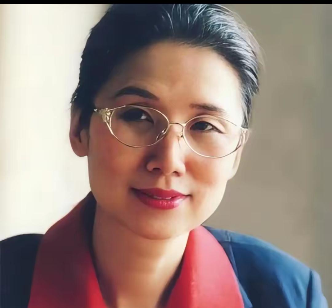 中科院教授杨佳：29岁双目突然失明，遭失明被丈夫和孩子无情抛弃，丈夫携女儿人间蒸