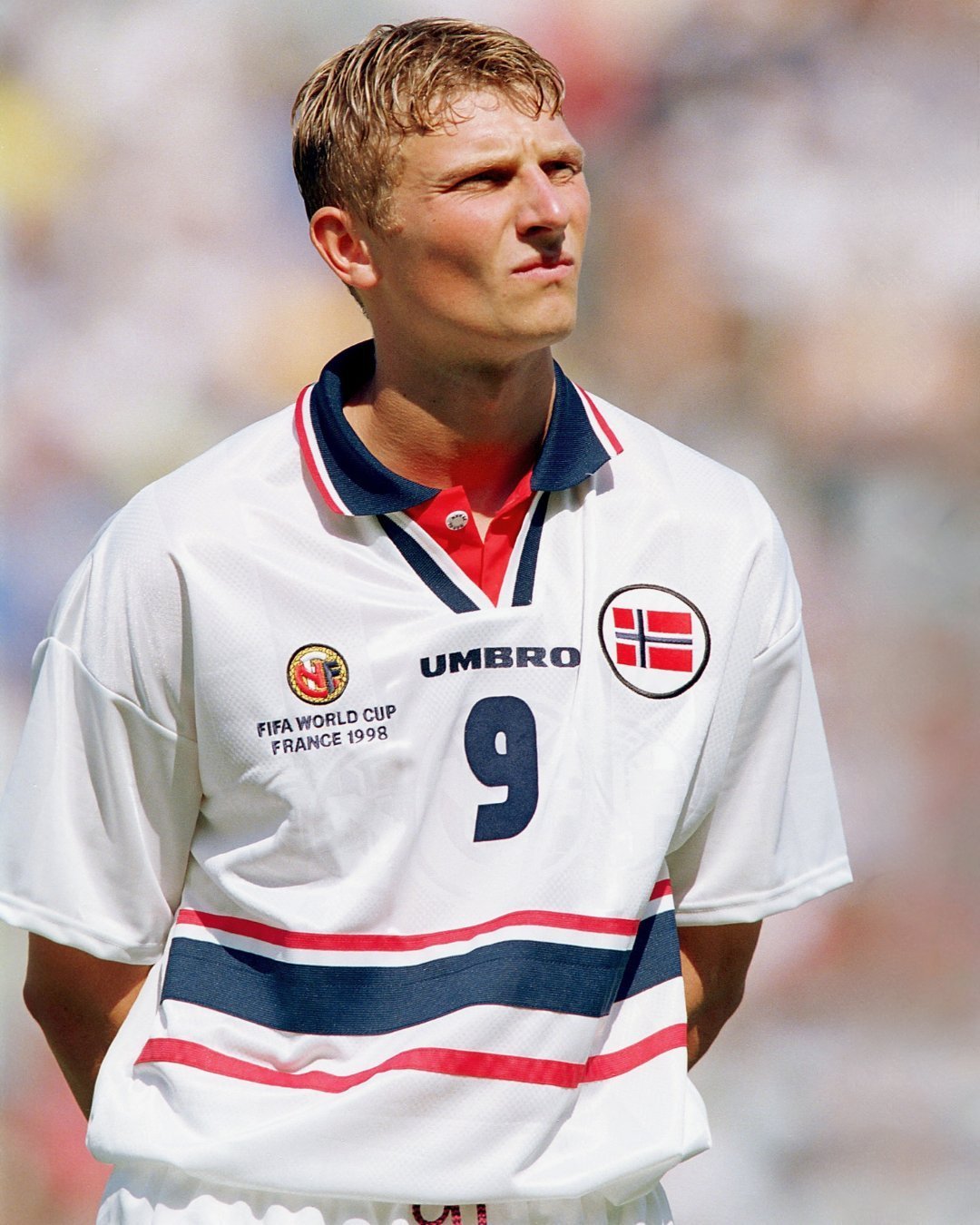 挪威是真的克巴西。这就不得不提托雷·安德烈·弗洛，和索尔斯克亚同岁的中锋，虽然俱