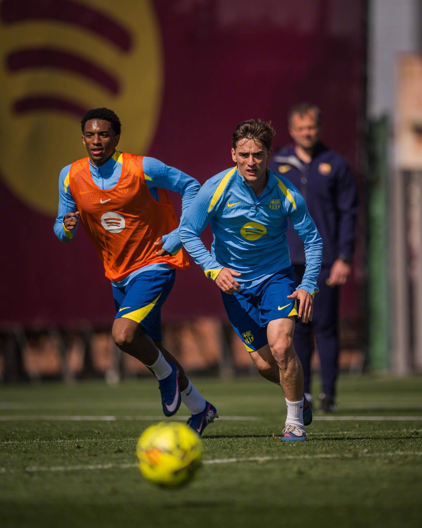 ⏳继续训练，等待队友们的回归⚡巴萨 🔴🔵ForçaBarça