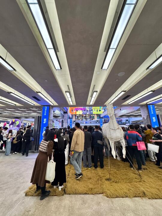 成都！！！今天Cosmo感觉有一亿人。。。。。