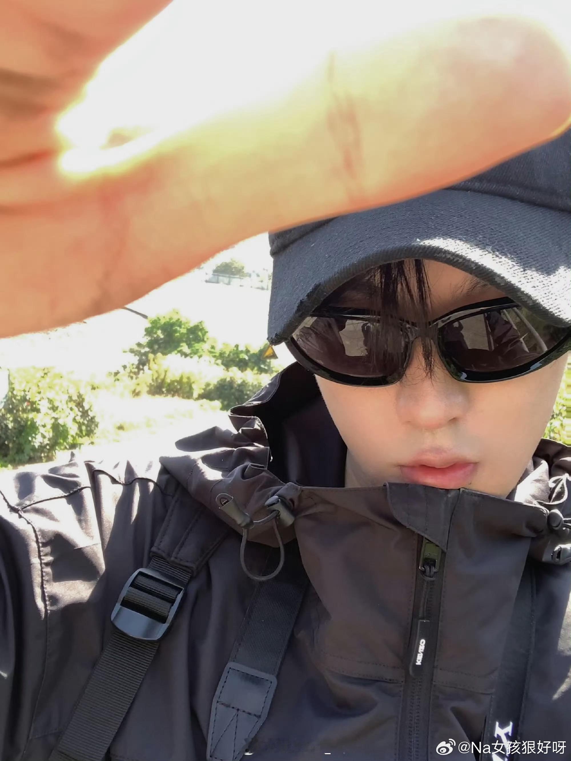 田栩宁[超话]田栩宁🌻向全世界安利田栩宁 田栩宁，希望你未来的计划都顺利推进，