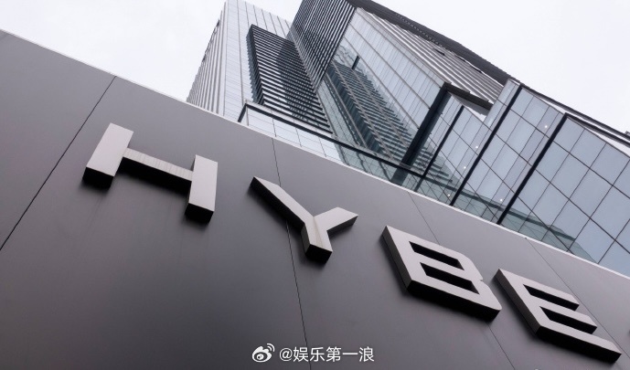 法院承认HYBE对专辑销量造假 据韩媒，闵熙珍与HYBE“看跌期权”诉讼的判决书