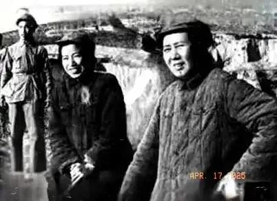 心怀天下谋宏略，运筹帷幄胜千里！