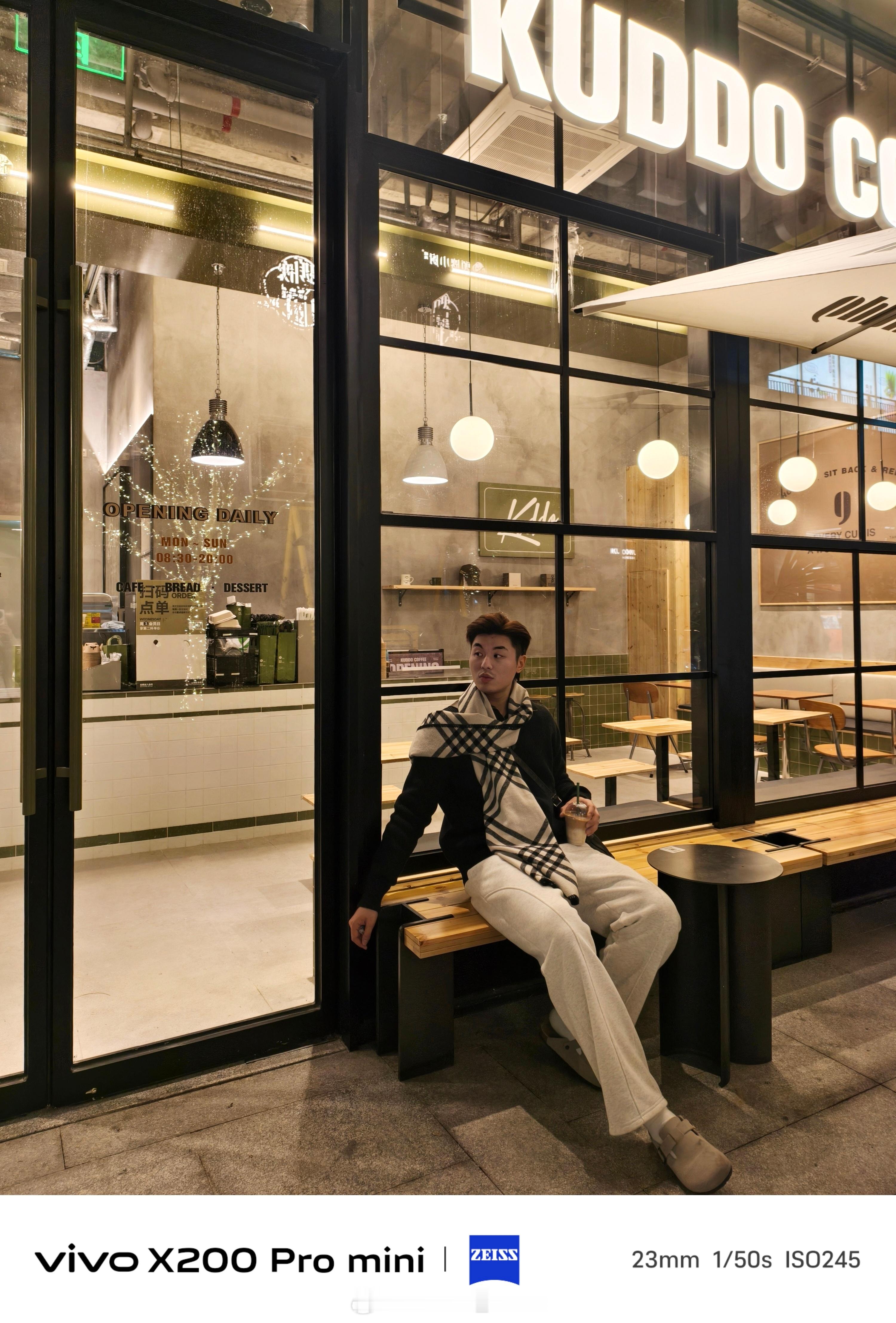 city drink  哇，家附近总算是开了家KUDDO COFFEE啦[泪]可