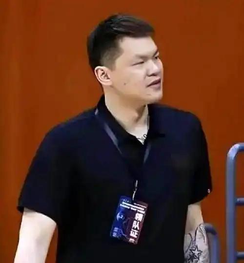 我去了！朱芳雨刚卸任宏远总经理，转头就扎进广西旅游发展集团，这操作真给我看懵了。
