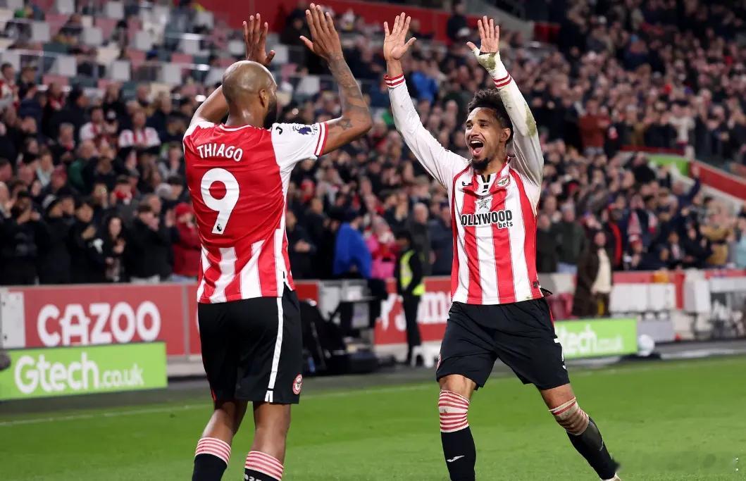 2球领先被绝平！布伦特福德主场翻车，狼队绝境抢1分3月17日英超第30轮，布伦特