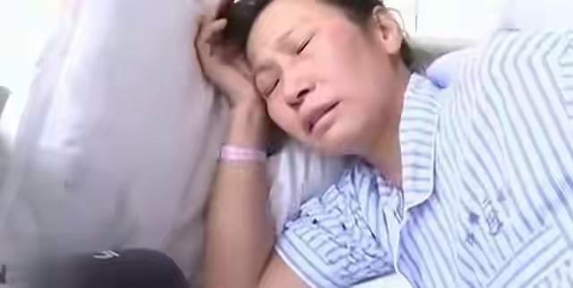 湖南女子卷款私奔患癌求前夫卖房救命 临终哭诉曝光全网怒斥：你捅刀时何曾留过纱布？