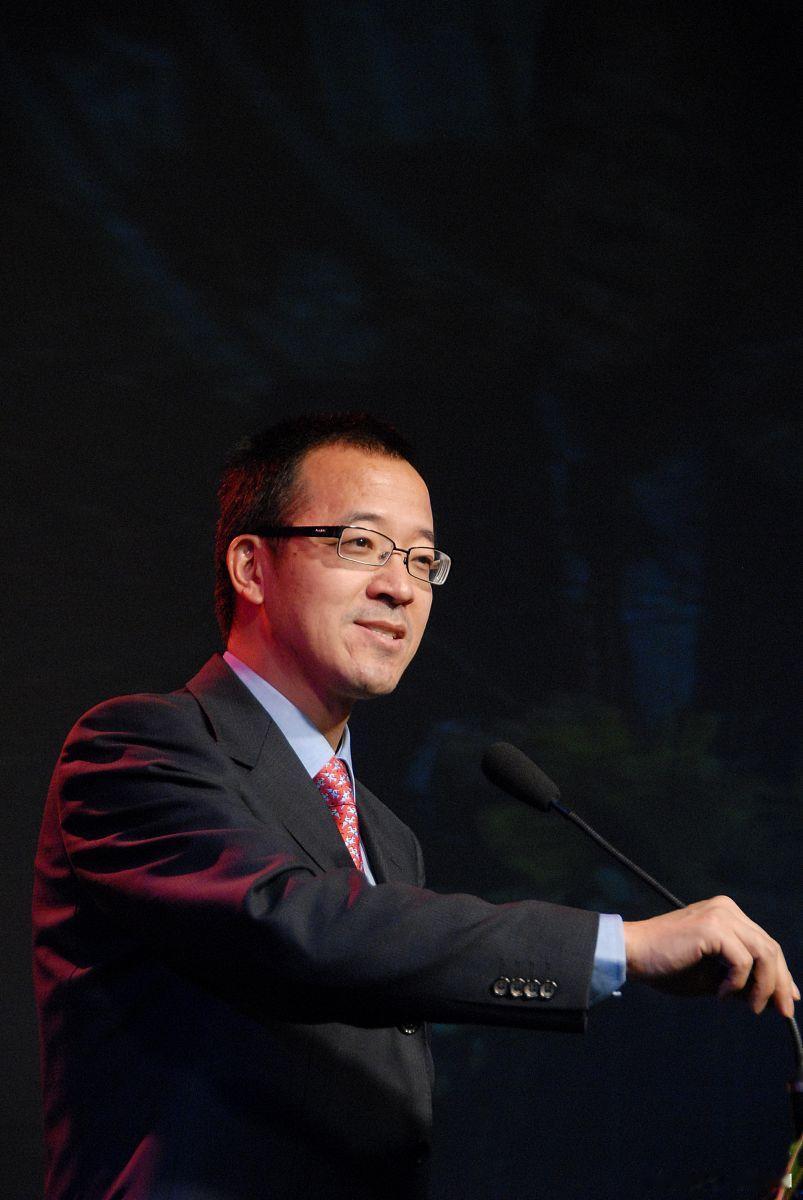 俞敏洪在采访中，说过一段耐人寻味的话：
“我不羡慕天天跳广场舞，天天打麻将打掼蛋