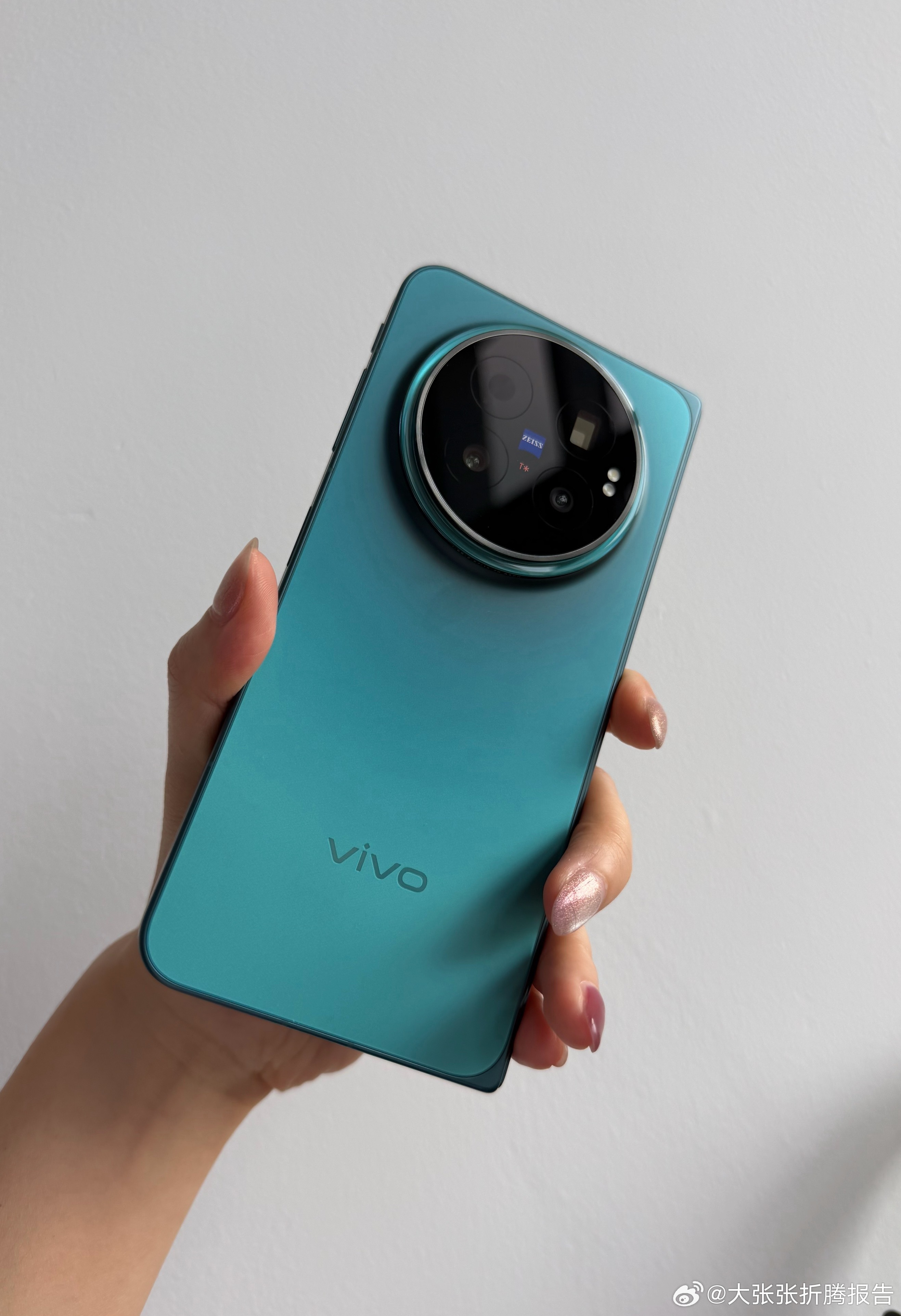 vivoXFold6真机体验好看 好摸  好薄 