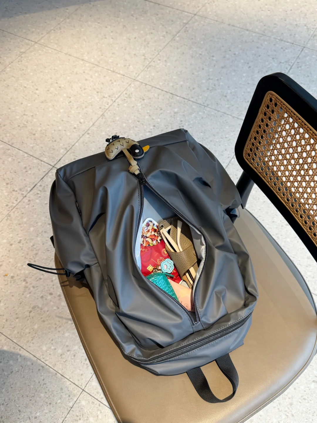 我的旅行搭子✈️ 小口袋超级多的轻便背包…