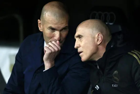 法国球迷俱乐部  如果由他自己决定，齐达内无疑更希望他被任命为法国国家队主教练的