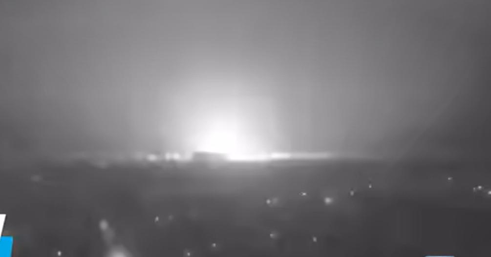 乌方精准反击！“风暴之影”导弹直捣俄重要炼油厂，能源补给线遭重创
 
法新社25