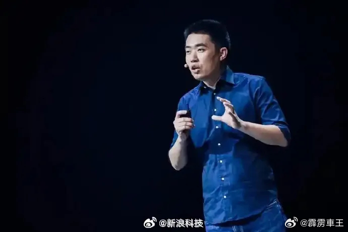 李想官宣，将推出全新理想L9，定位为“具身智能机器人开山之作”；他曾表示对下一代
