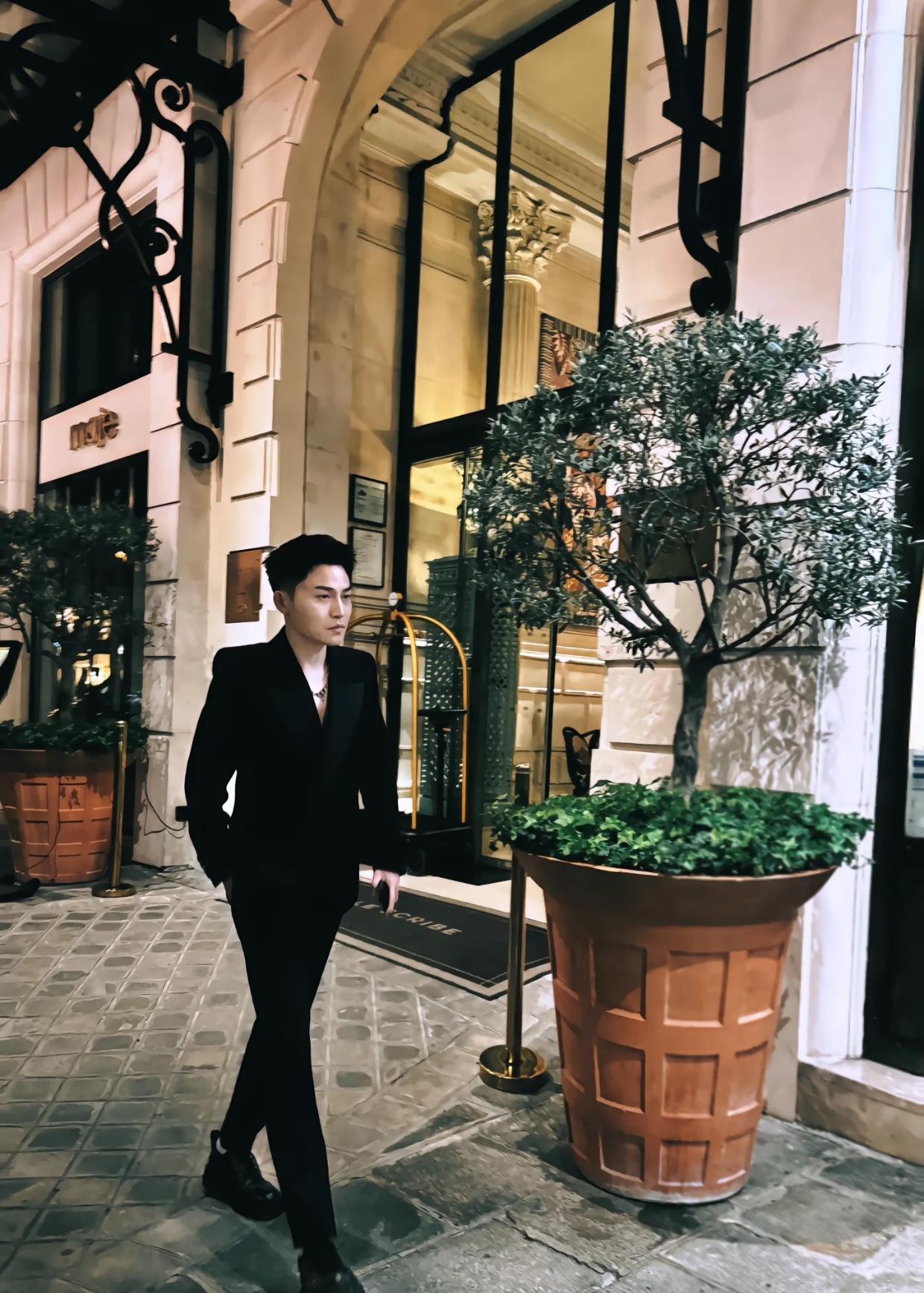 衣哥(30、31号公司开业暨感动之夜)