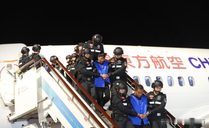 缅北四大家族中三家已经下线了。但是对于电诈，甚至说对于东南亚地区的犯罪分子，对我
