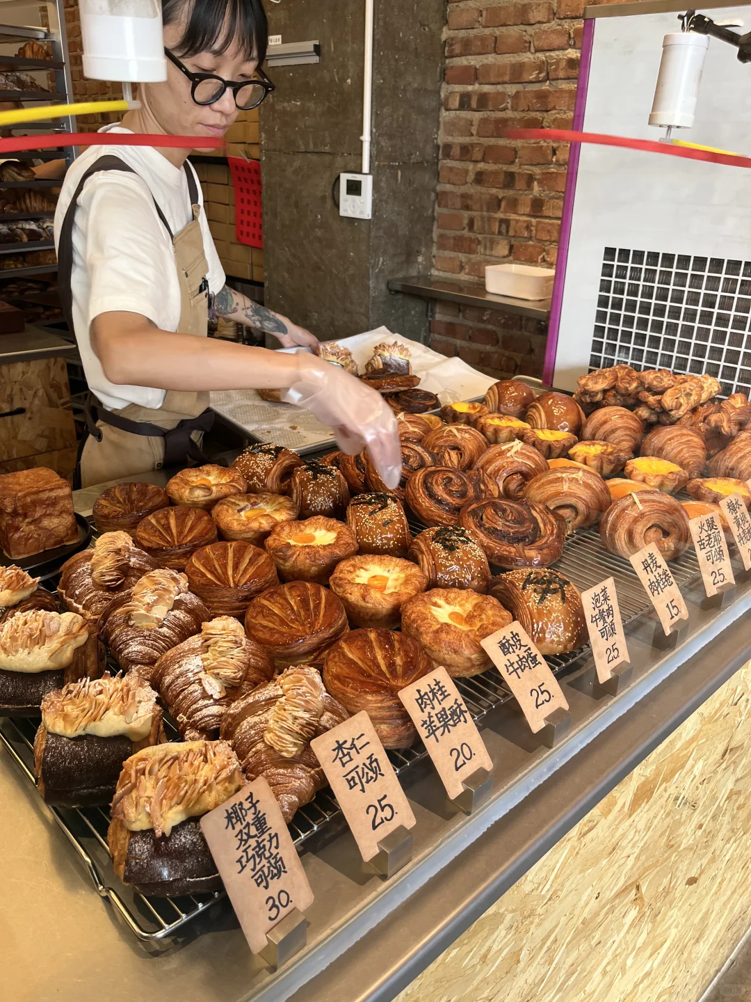 吃掉四个夸颂的早晨 大理三内可颂🥐
