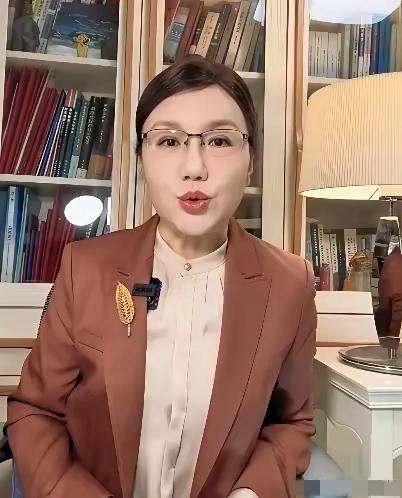 记录我的2026看伊朗局势这么不安，特意关注了一下李莉这位军事评论员，按她的思路