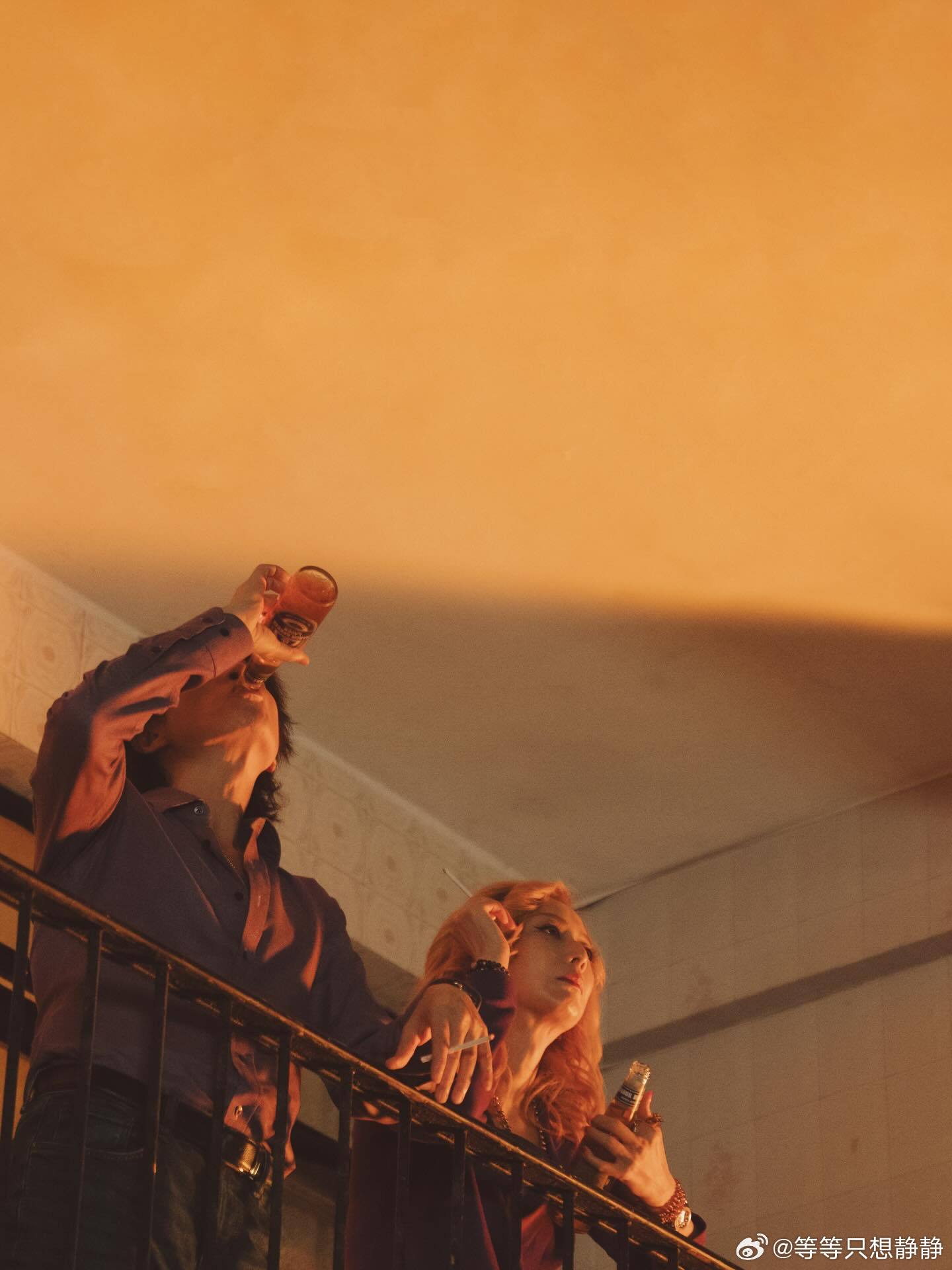 郑秀文 V姐新剧照电影夜王 千言万语化作一句我妈真美妇女节快乐