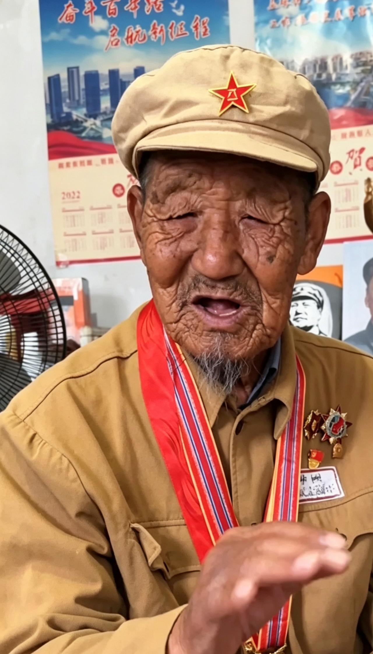 老兵冒生命危险不带枪下山取水立二等功，他为何不带枪？
 
炮火一轮接一轮砸在朝鲜