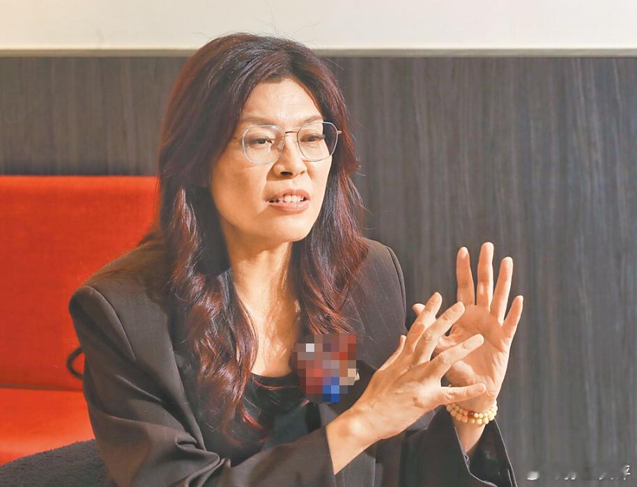 【郑丽文诠释“九二共识”受指责，孙玉良：如何说服“本土蓝”归队】最近台湾国民党内