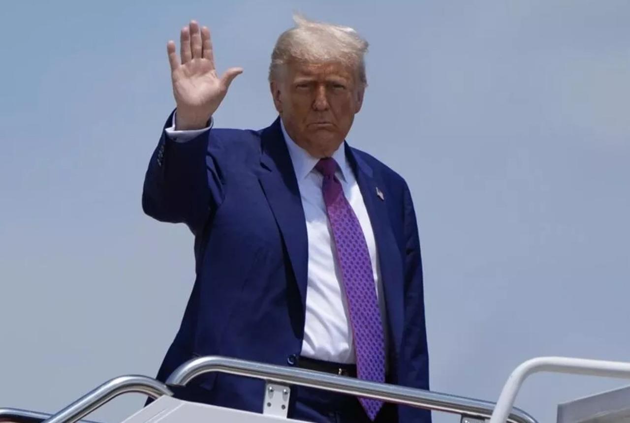 特朗普明确表示，可能推迟访华！
美国总统特朗普，在接受《金融时报》采访时声称，由