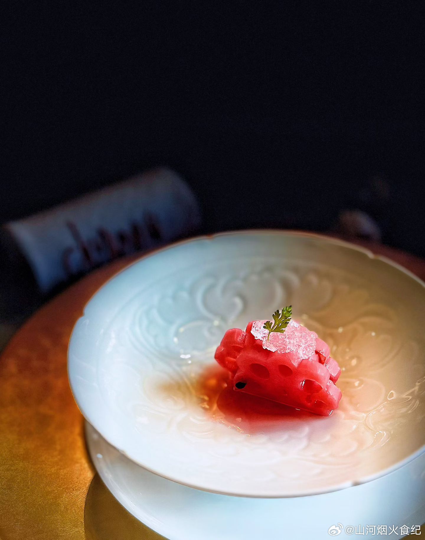 王府井！酒店里的胡同菜，就在希尔顿主厨季王府井希尔顿酒店五层，秦唐中餐厅。巨大的