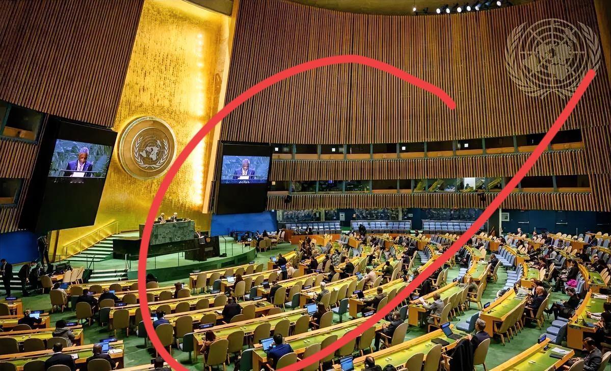 今天看到新闻，乌克兰外长西比加说，俄罗斯用叫“榛树”的高超音速导弹打了利沃夫州。