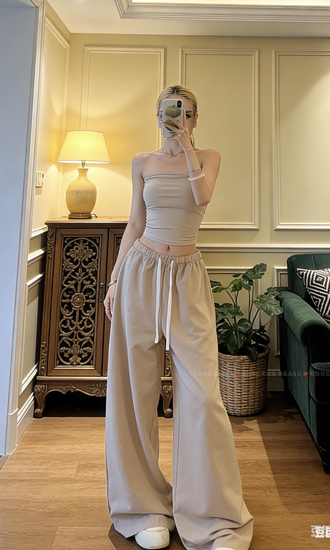 ahsa  kiyim   qukum  birdin  elweli...