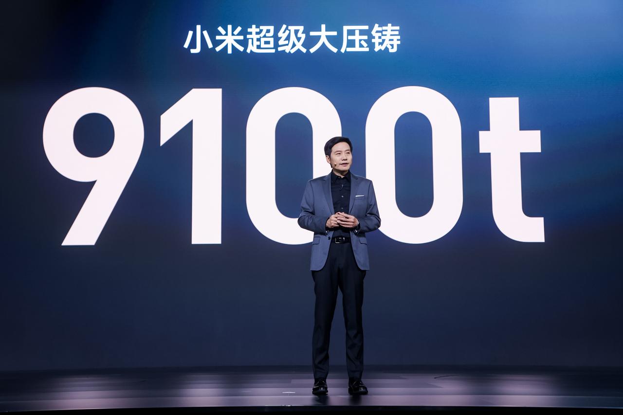 日本人也没想到，美国人都快乐出声了，中国人再次“窝里斗”，只会让老外看笑话！
