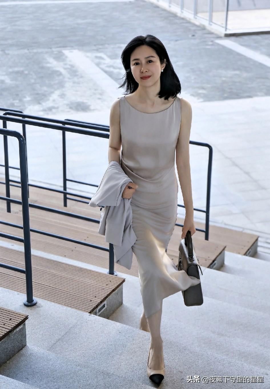 一个短婚未育的女生，46岁了，体态圆润，民办本科学历，有一辆代步车，全款买了一套
