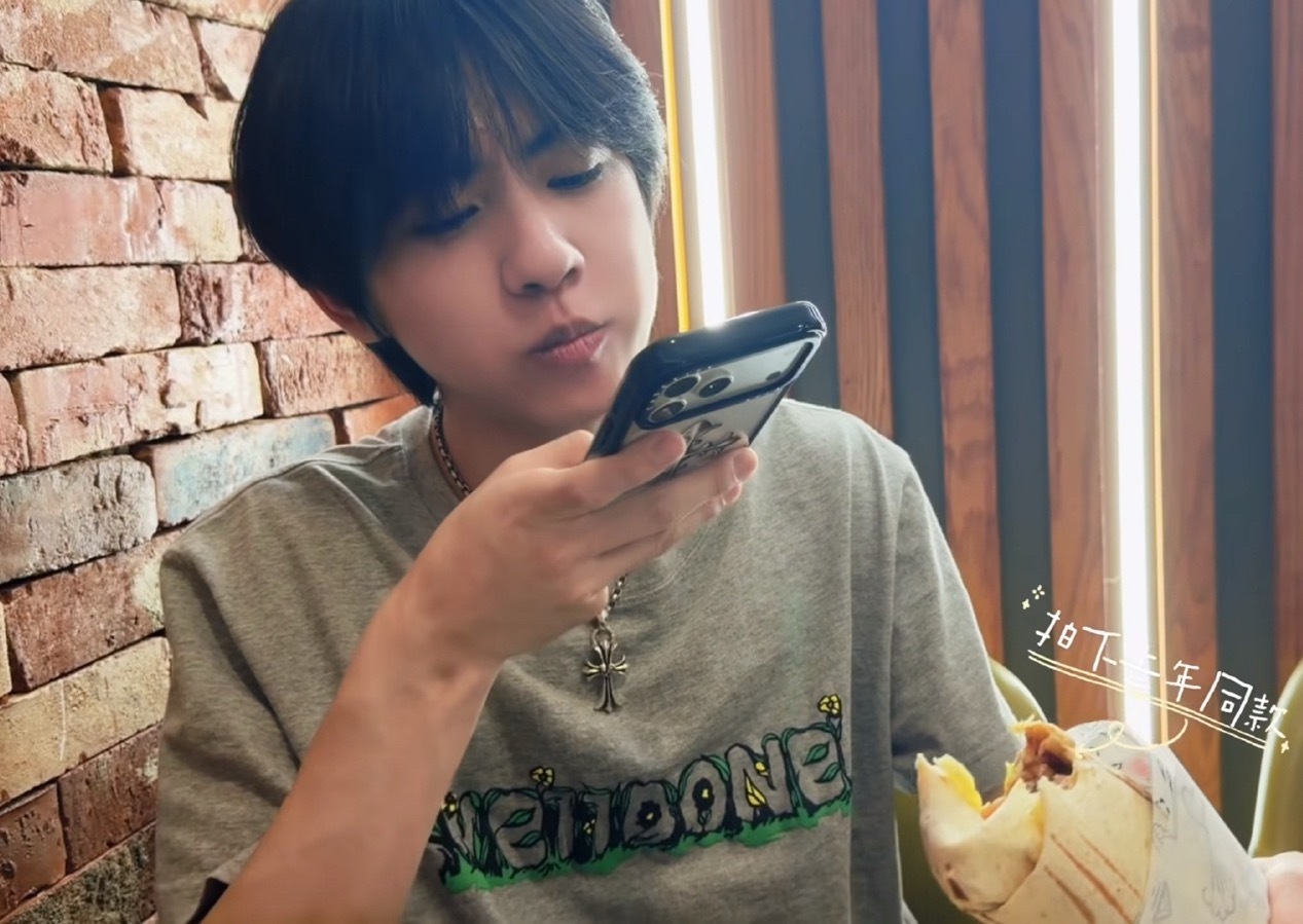 ：展智伟这个卷饼🌯好好吃！！ 
