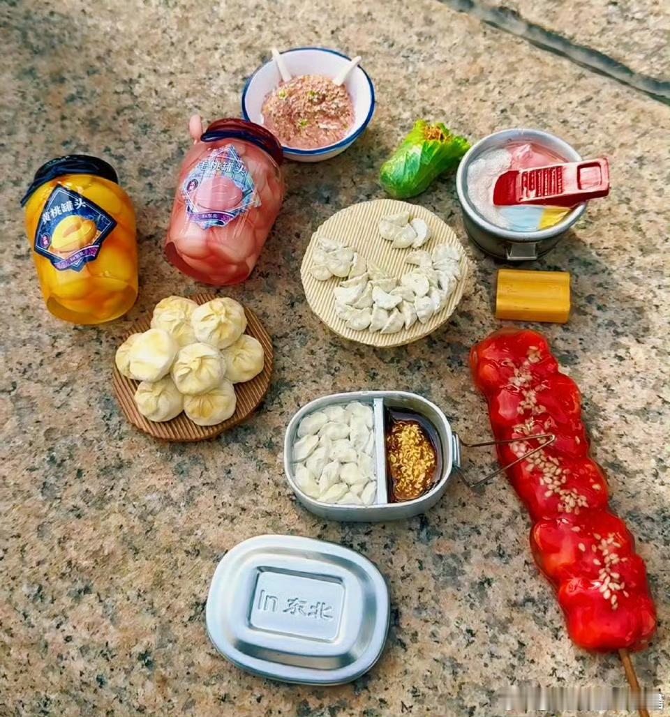 哈尔滨的冰箱贴是要考研吗这些是冰箱贴？ 为啥我看饿了[允悲][允悲]哈尔滨文旅真