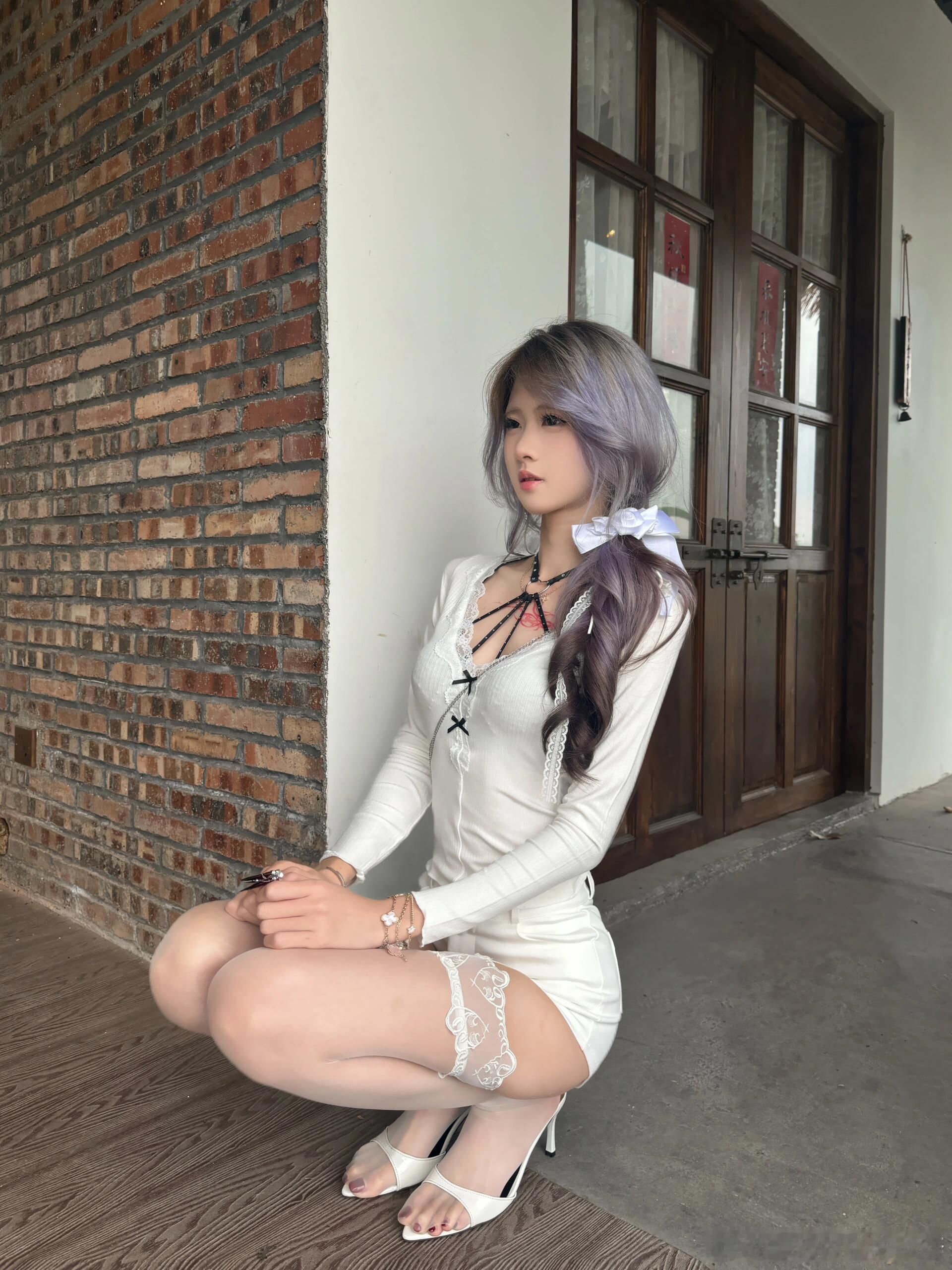 腿腿真是有够长的～ ​​​