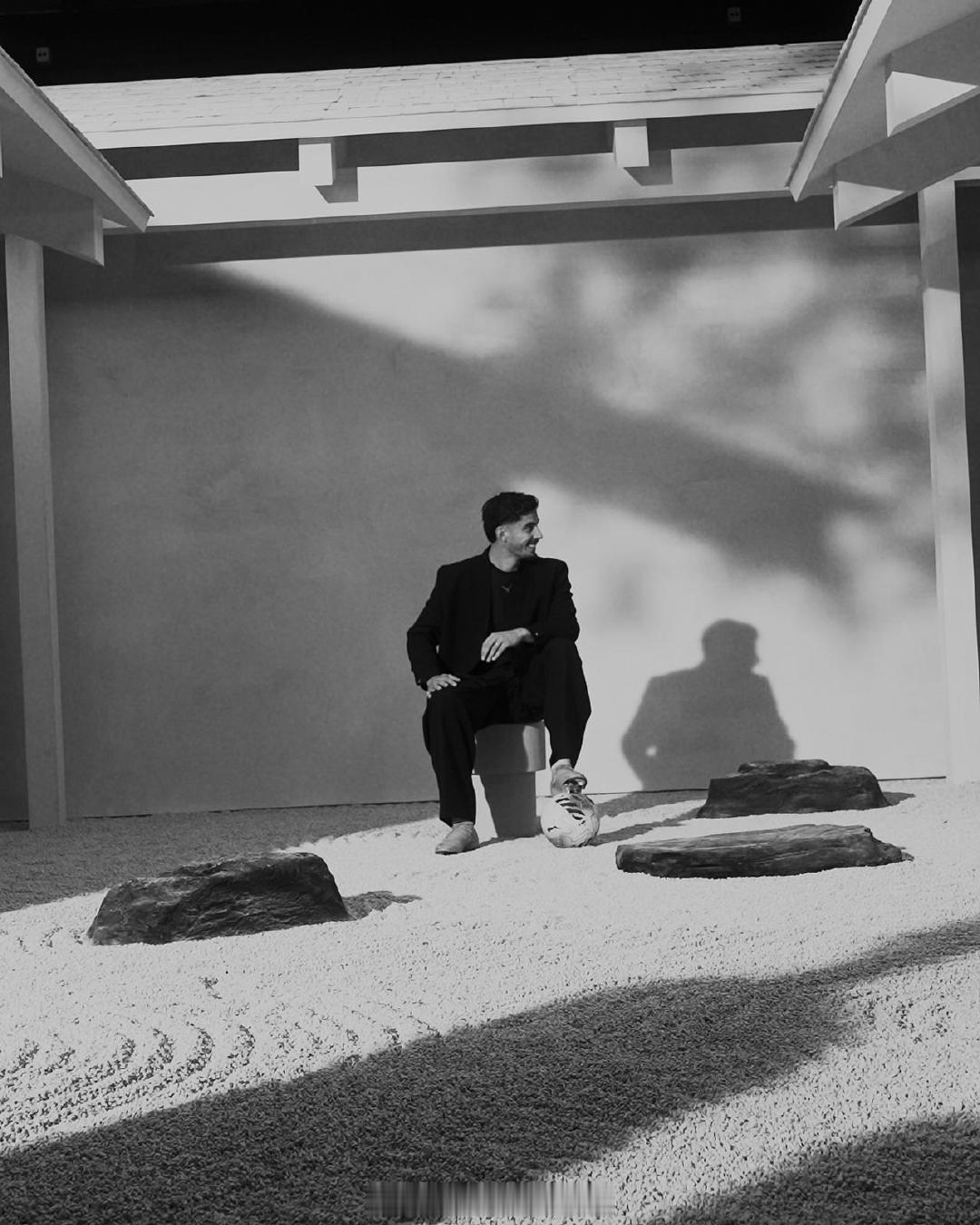 哈弗茨更新社媒：过去几个月的精彩瞬间金秋观赛季 阿森纳著名教授 ​​​