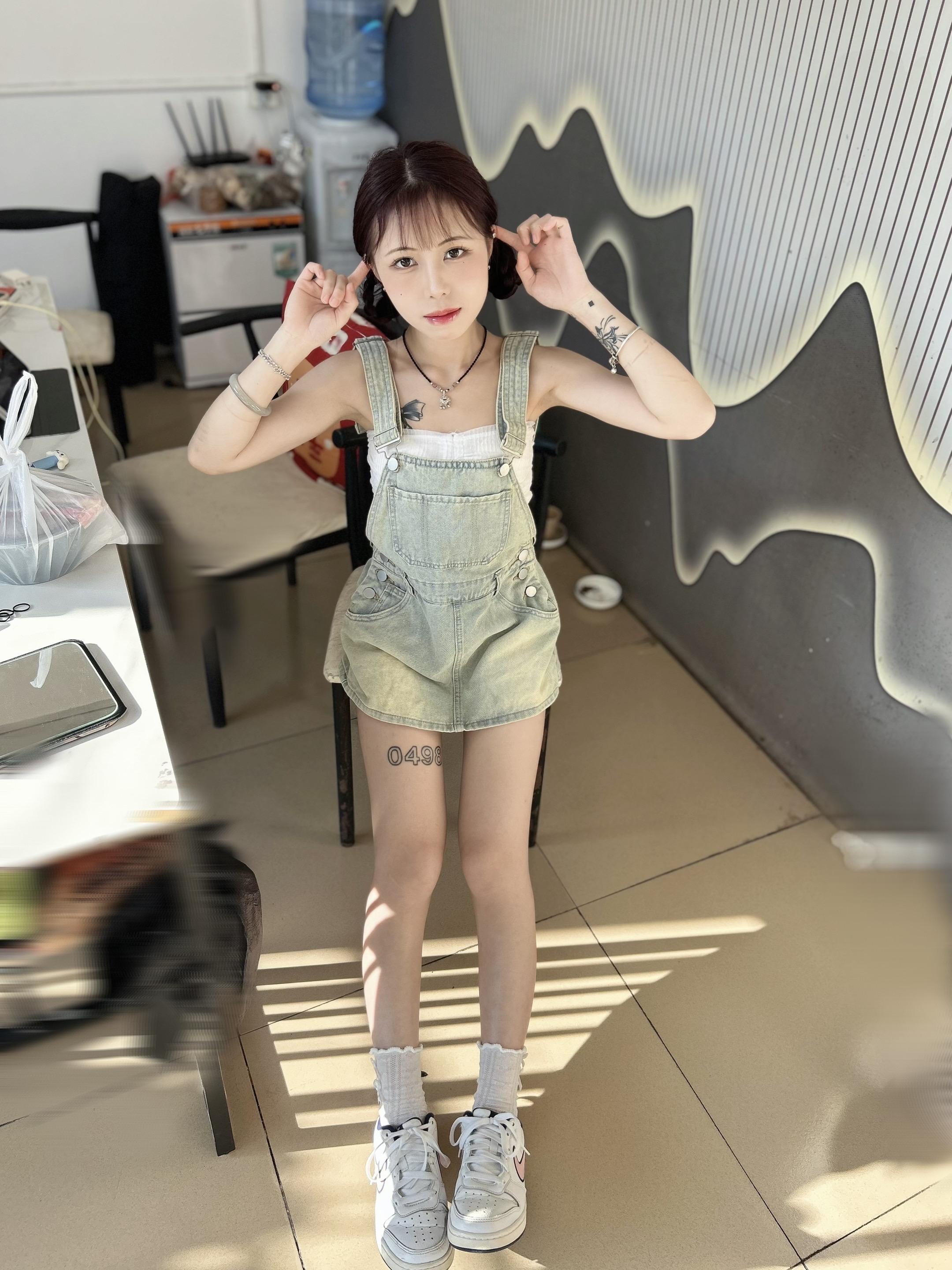 人人都说你要知足 不要既要又要 更不要焦虑 我没有说话 我在问我自己到...