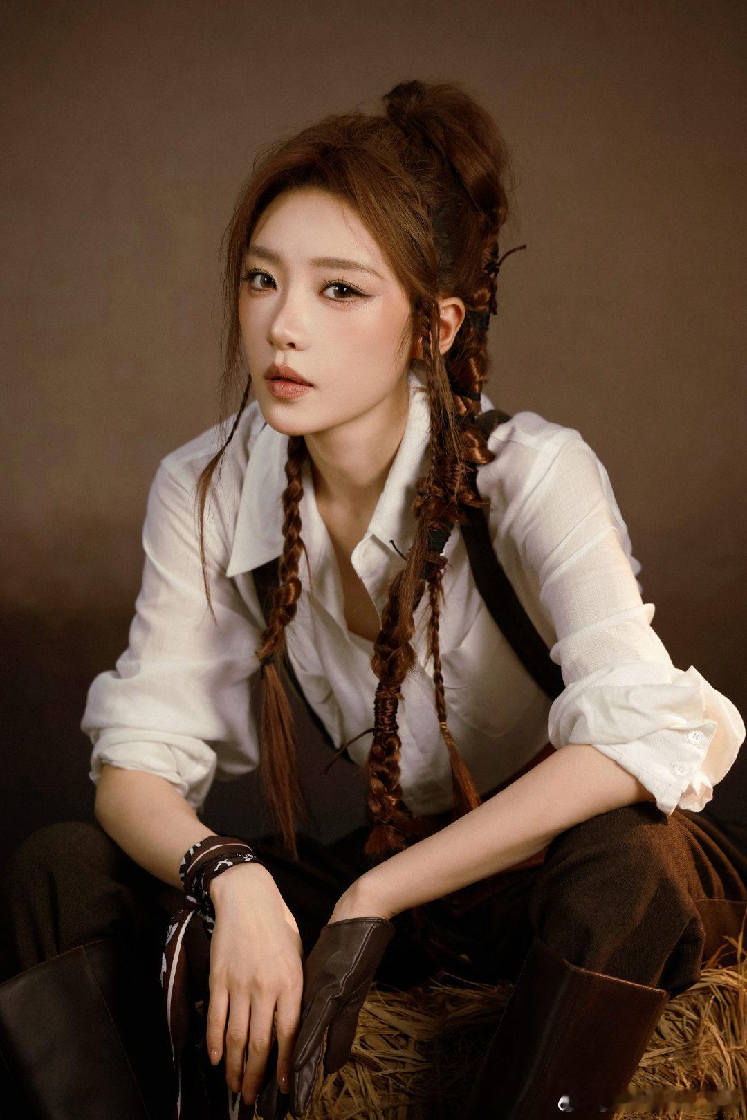 张月张月浪姐vlog乘风2026浪姐幕后vlog来咯！张月反差感拉满，台上气场全