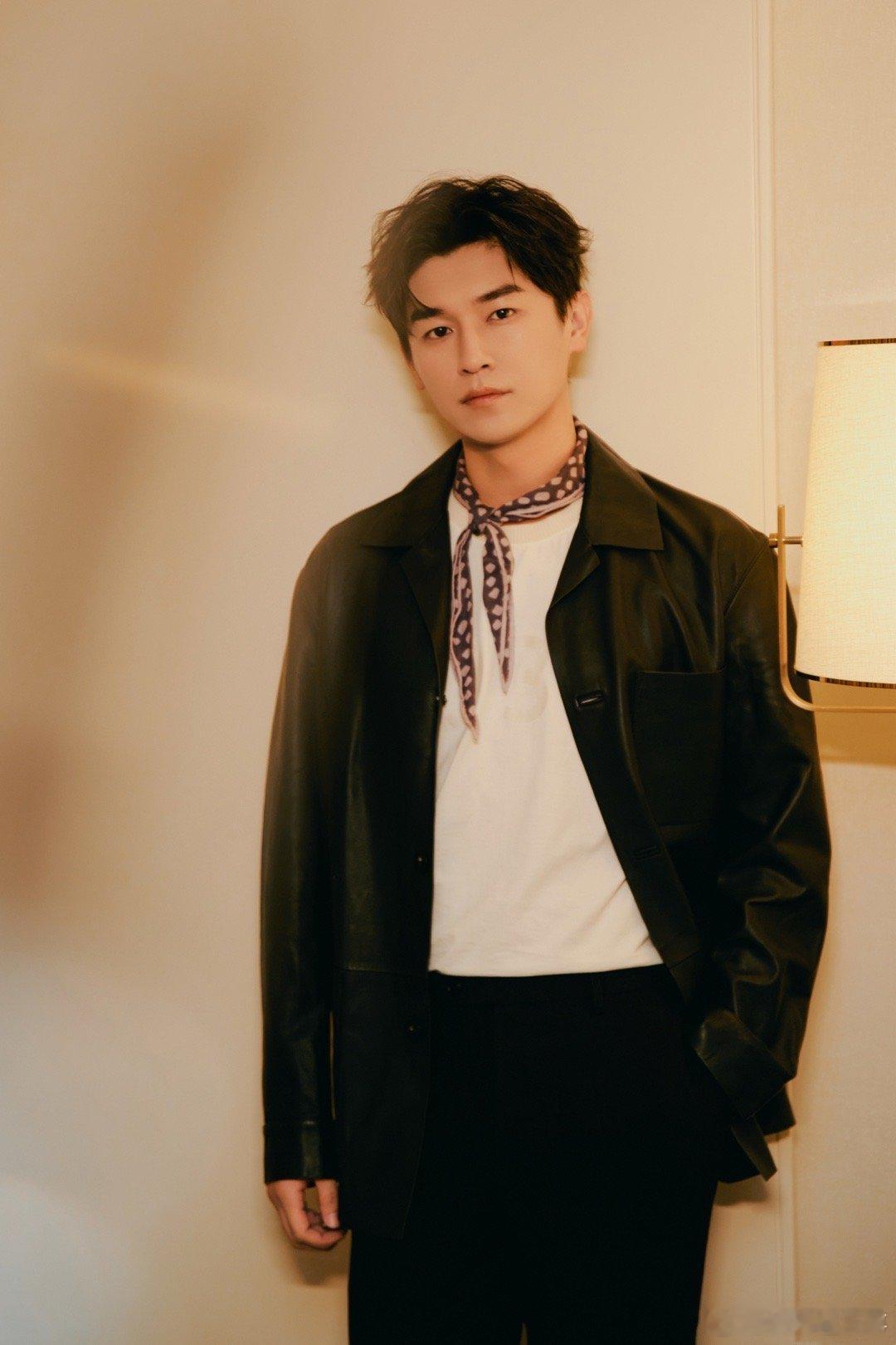 #杨旭文竟然是94年的#咱就说杨旭文真的是非常优秀，而且这一次的打戏行云流水般的