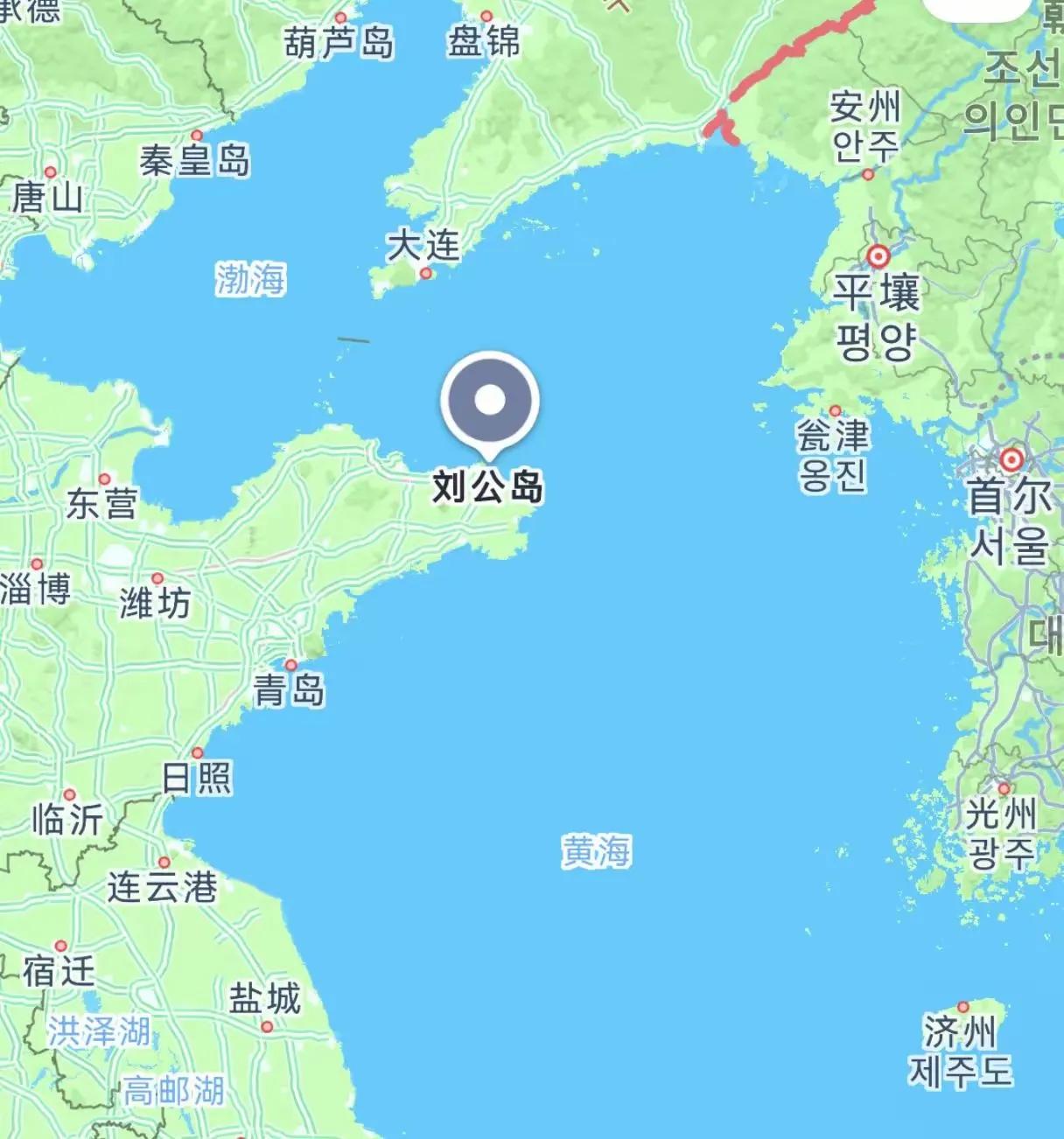 刘公岛的炮火轰鸣，
是对甲午海战先烈们的祭奠，
是对海军百年屈辱的昭雪，
是对倭