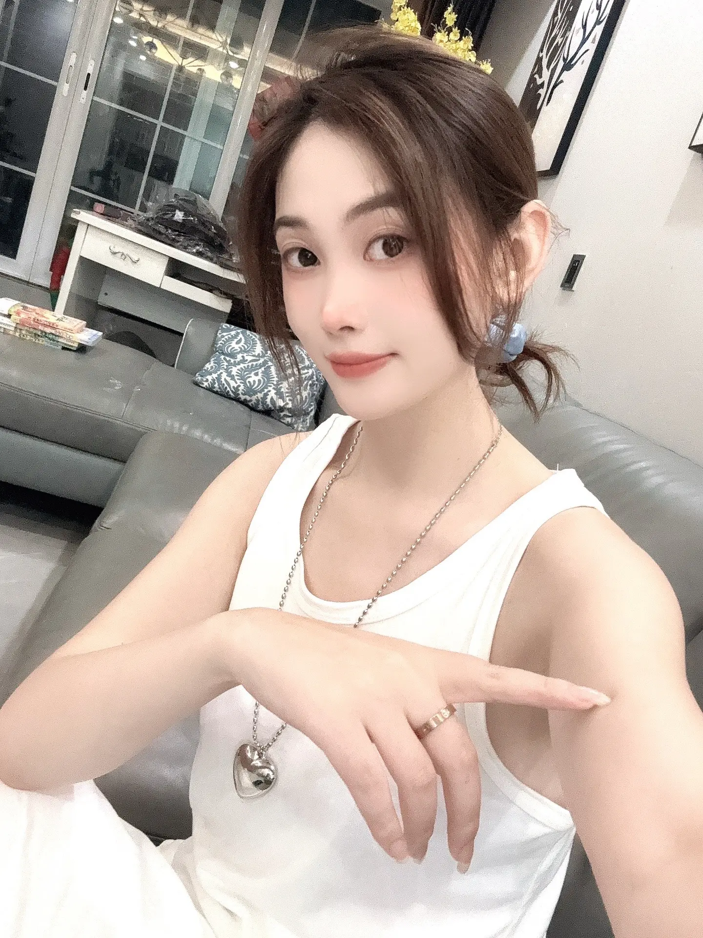 我不再会为谁装扮成玫瑰   而我要做自己的向日葵 🌻
