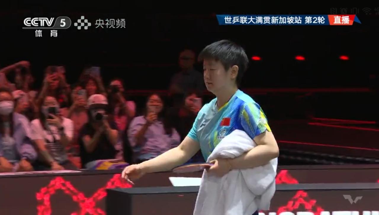 孙颖莎与萨马拉最后一球高吊球表演乐坏众人！
孙颖莎3：1击败萨马拉，顺利晋级WT