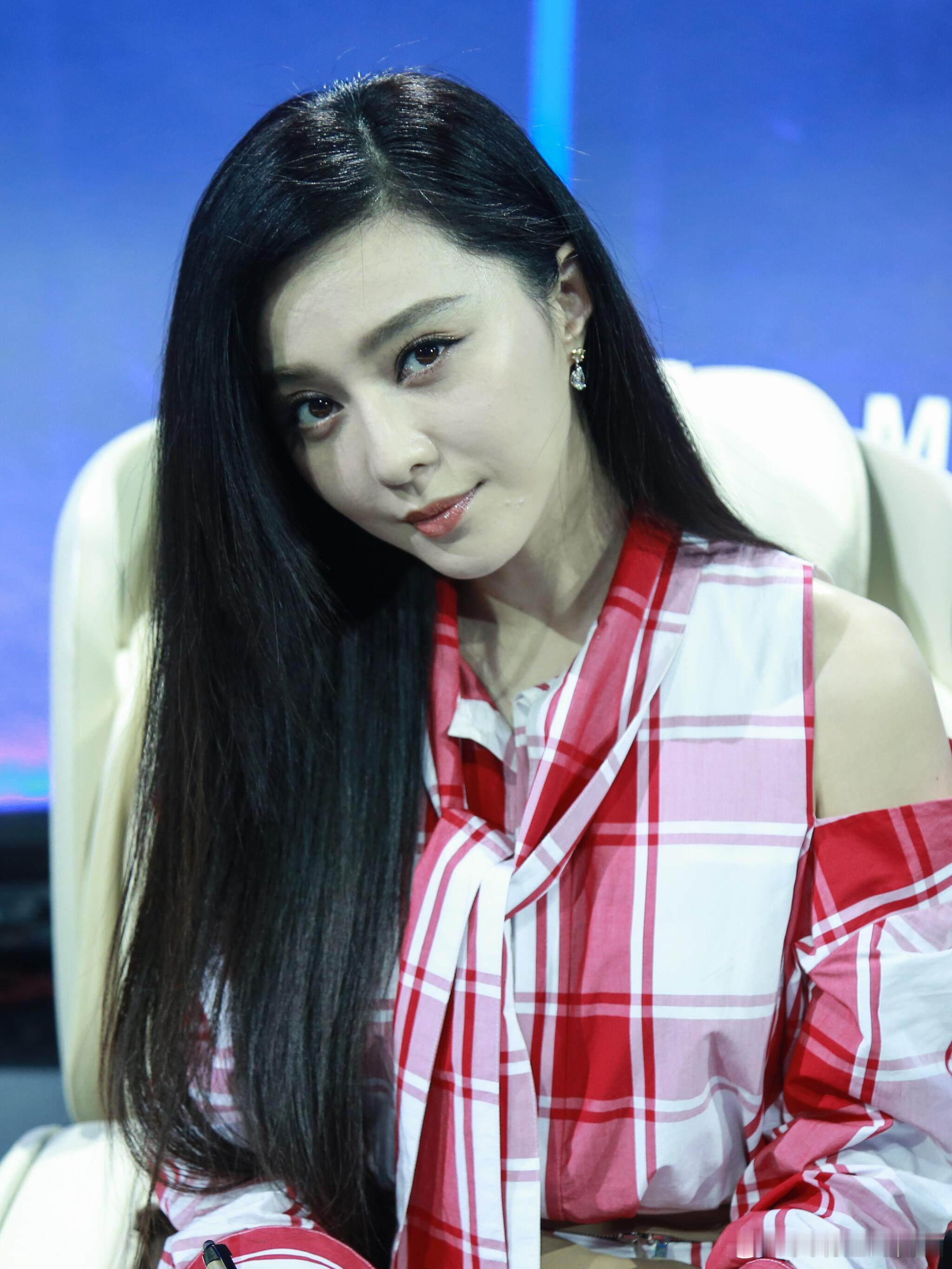 范冰冰 怼脸诱惑妈妈级别 