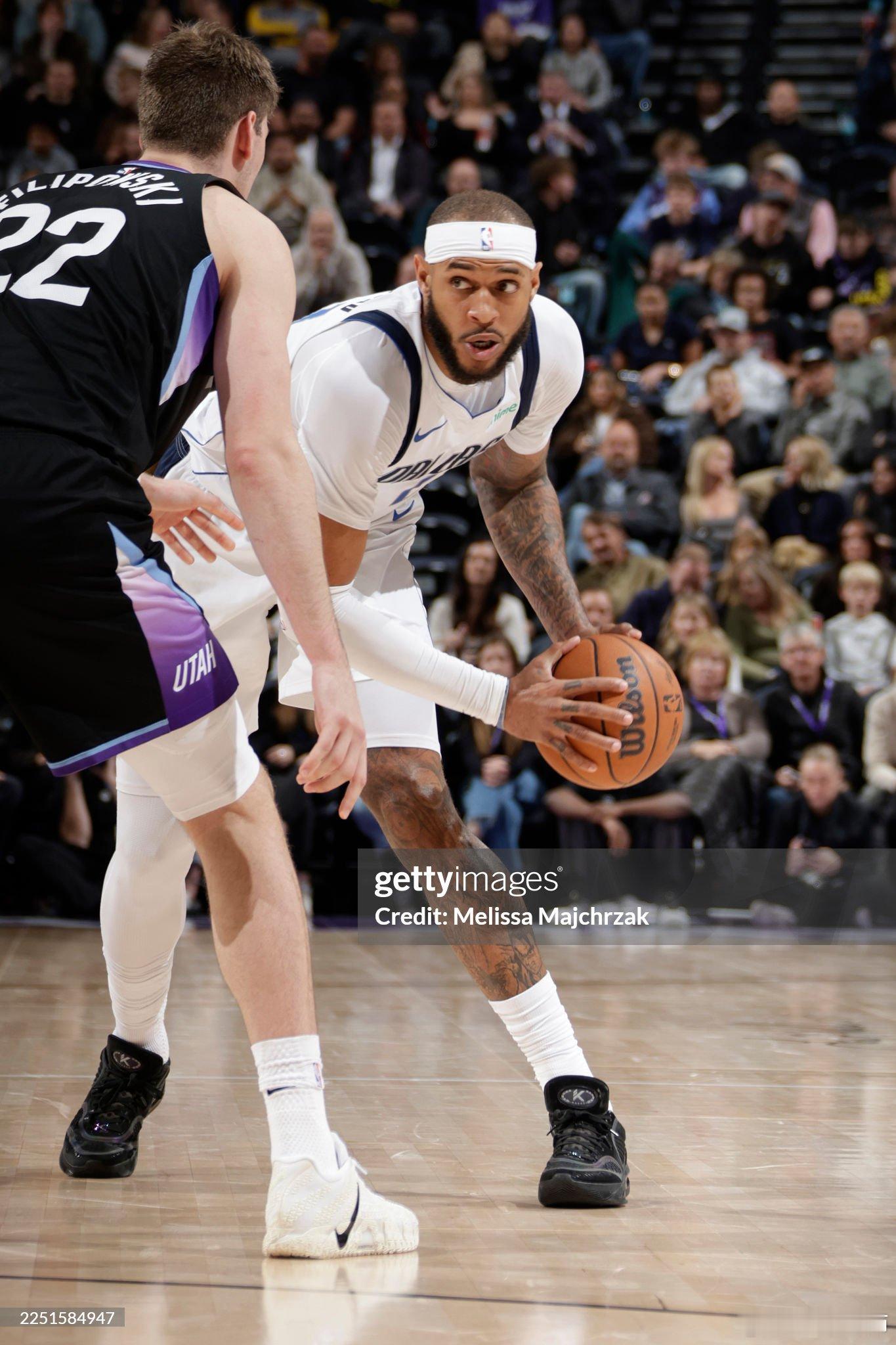 MFFL 来自Marc Stein的消息。最近几周，步行者￼一直在尝试引进加福德