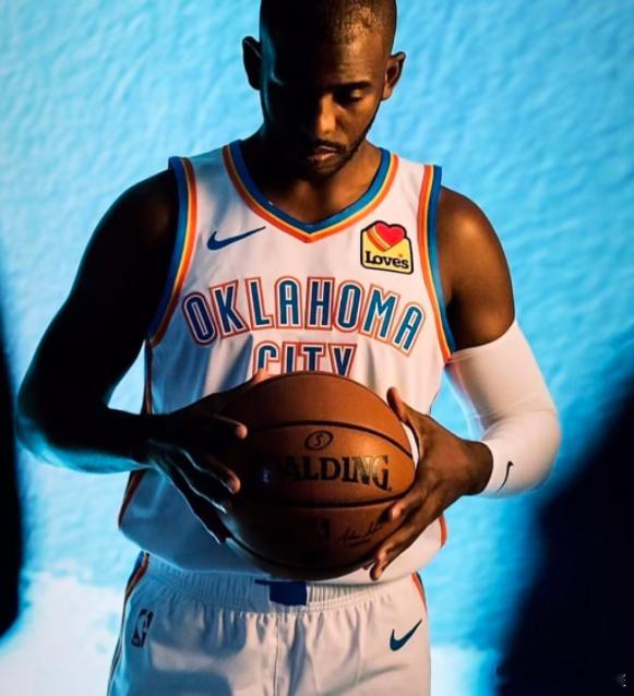 本赛季结束，将退役的球星：1.勒布朗•詹姆斯：选择执行最后一年合同，预计本赛季结