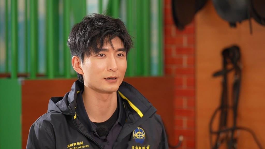 一日打工限定｜张驰豪落手落脚清理马屎 估佢唔到仲讚马屎零异味《一日打工限定》集合