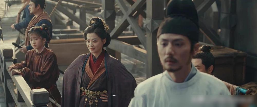 把亲闺女当成还人情的“硬通货”，这种当娘的居然还没被编剧写死，真是个奇迹。

见