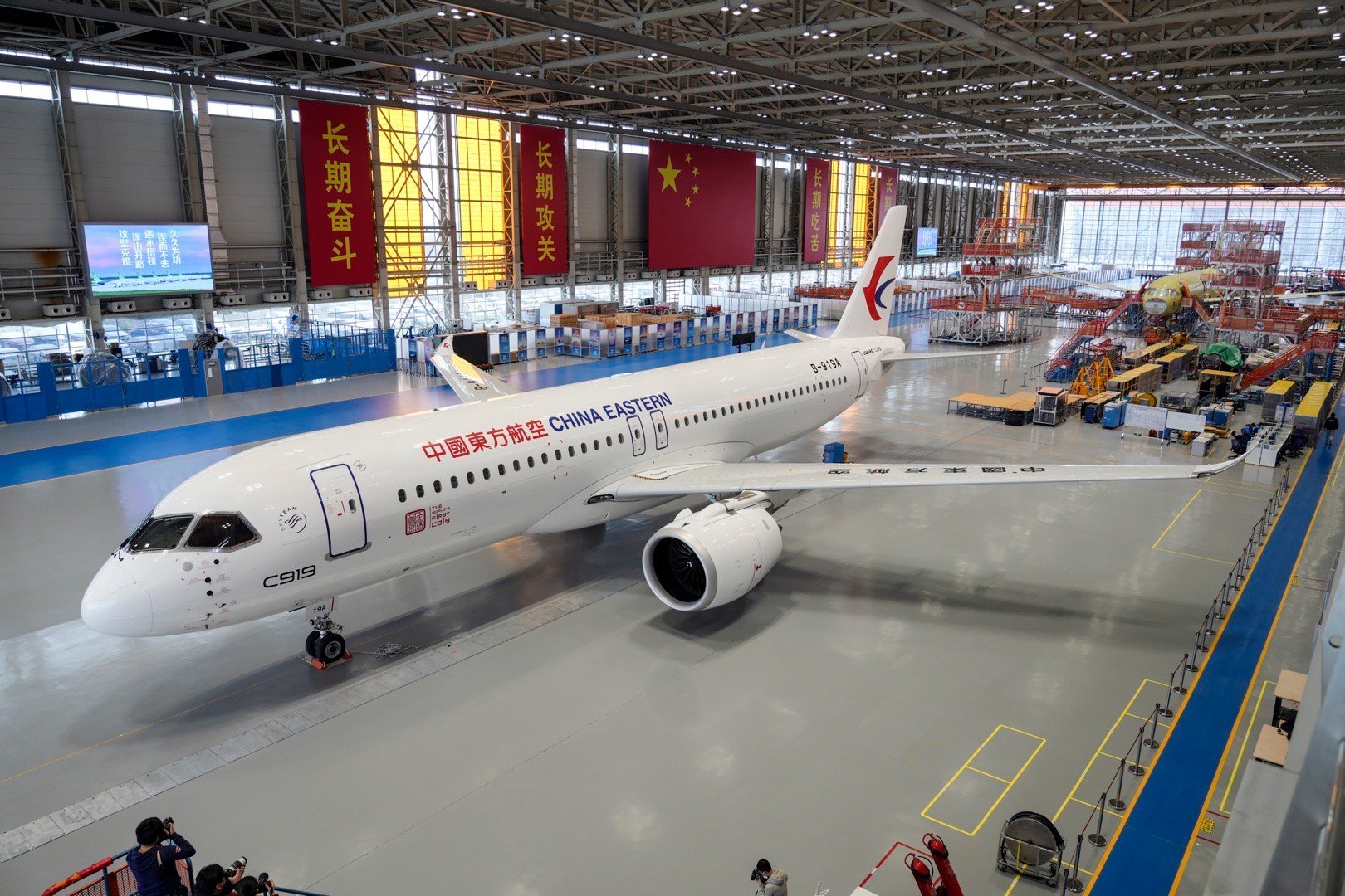 运-20A平台继续单台挂飞长江-1000A发动机，C919大飞机何时能够换装？众